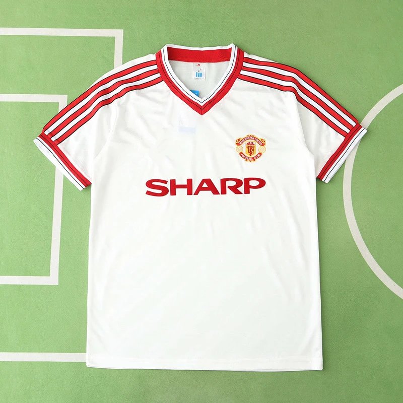 88/90 Manchester United Away White Retro Shirt
