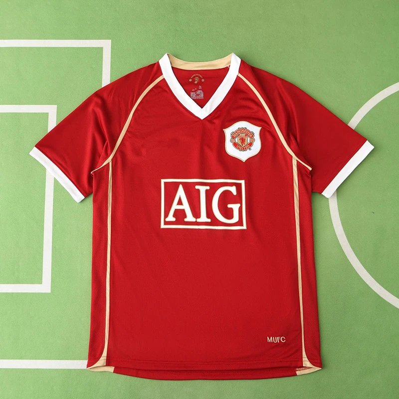 06/07 Manchester United Home Retro Shirt