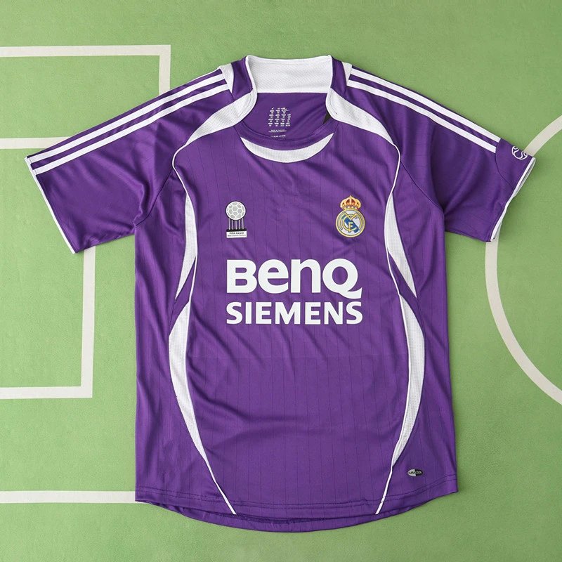 06/07 Real Madrid Second Retro Shirt